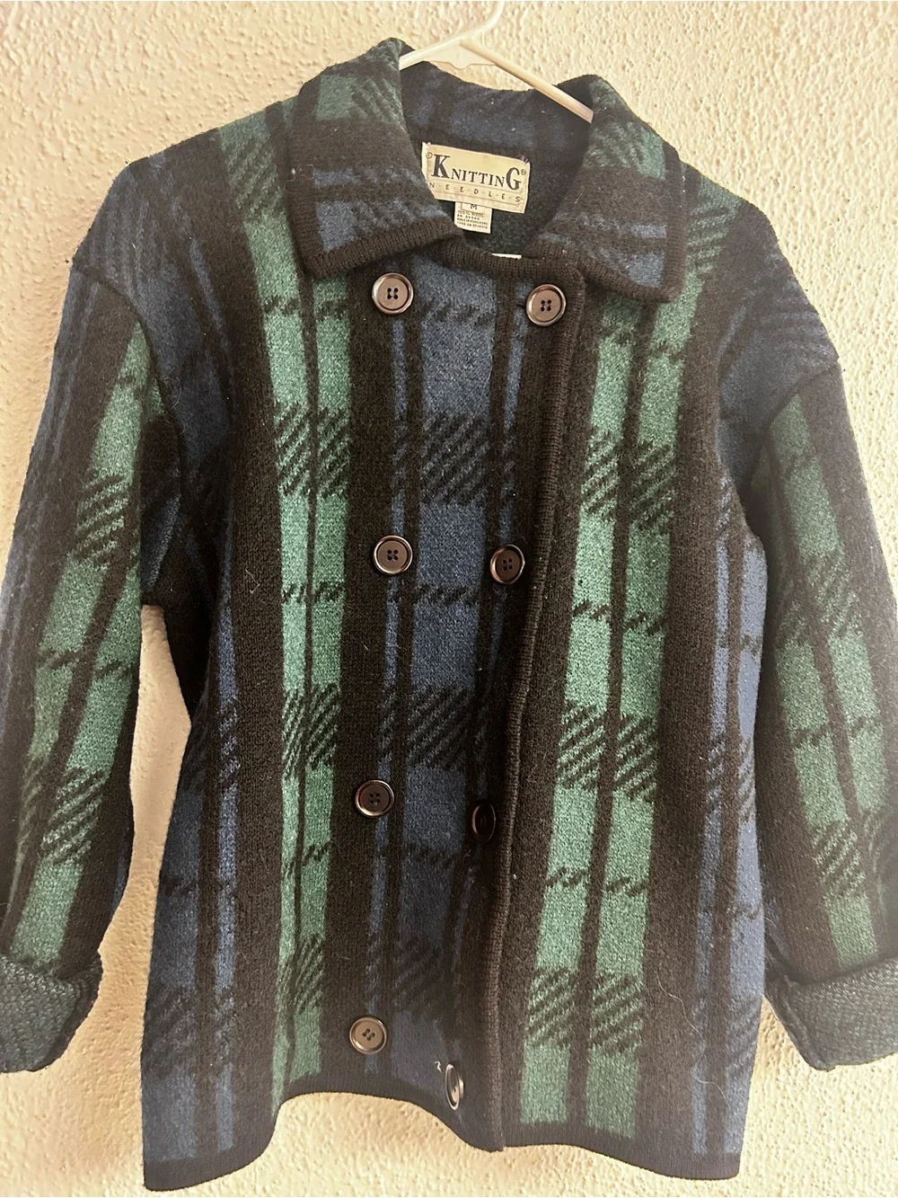 VINTAGE Knitting Needles wool cardigan jacket Black Swatch Plaid Sz Medium